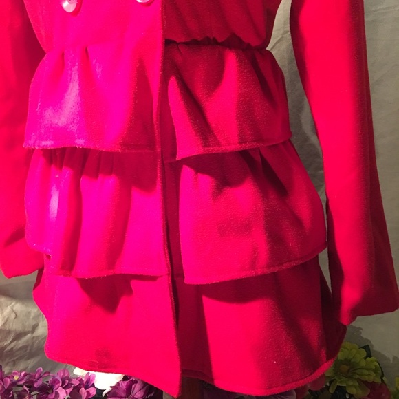 No Filter - Unique Ruffle Coat - Picture 3 of 8